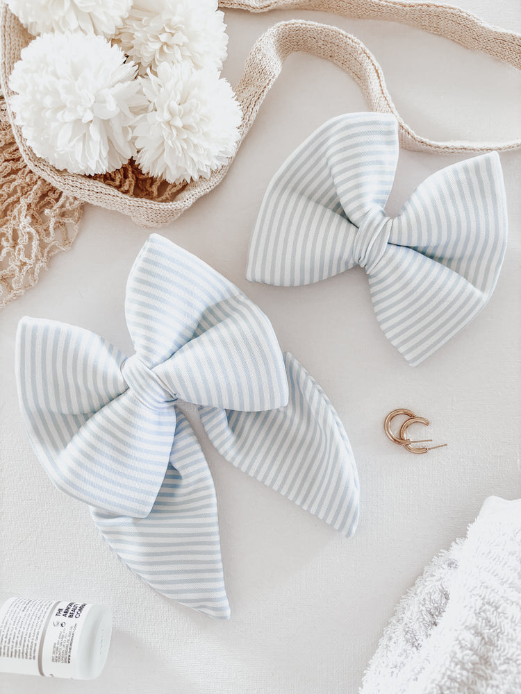 Blue Beach Stripe Dog Bow