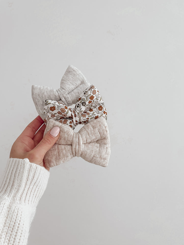 Beige Knit Over The Collar Dog Bow