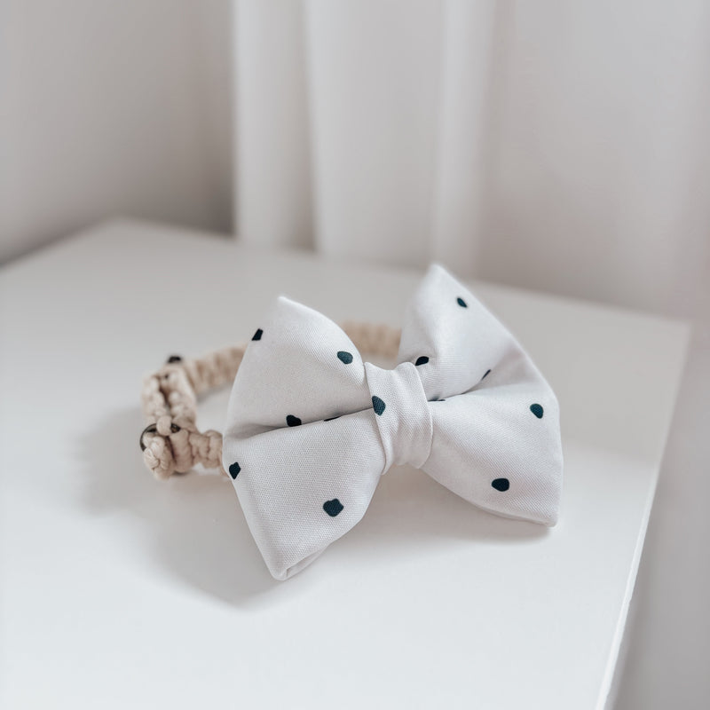 Black and White Polkadot Classic Dog Bow