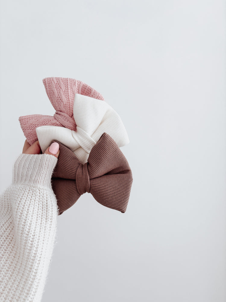 Pink Knit Over the collar dog bow