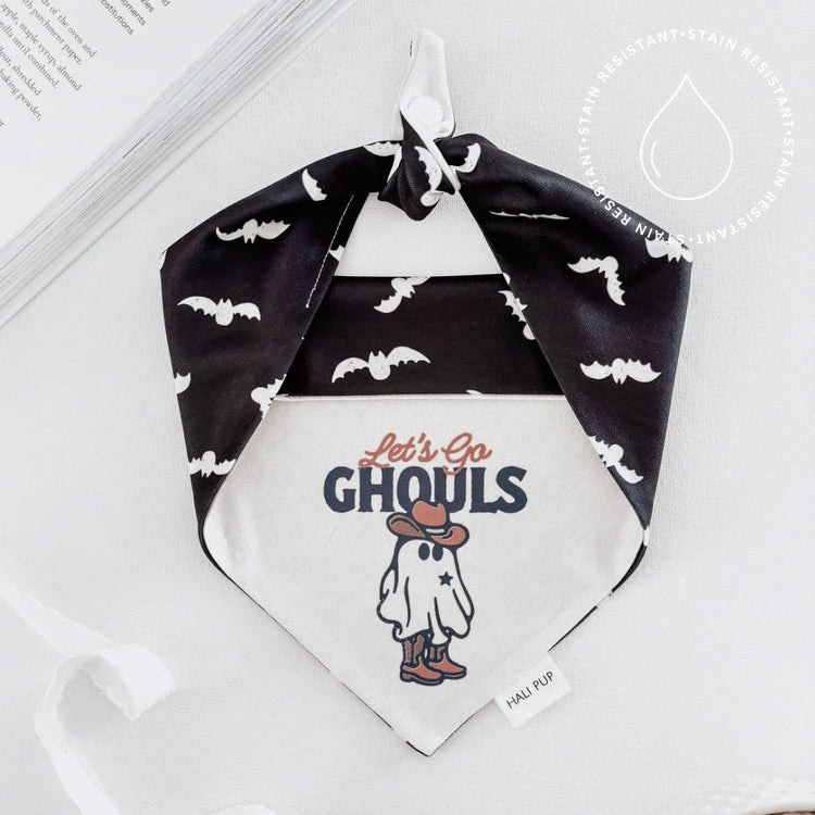 Let’s go ghouls with reversible bats dog bandana